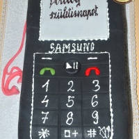 Samsung telefon (marcipánnal bevont), íz szabadon választható